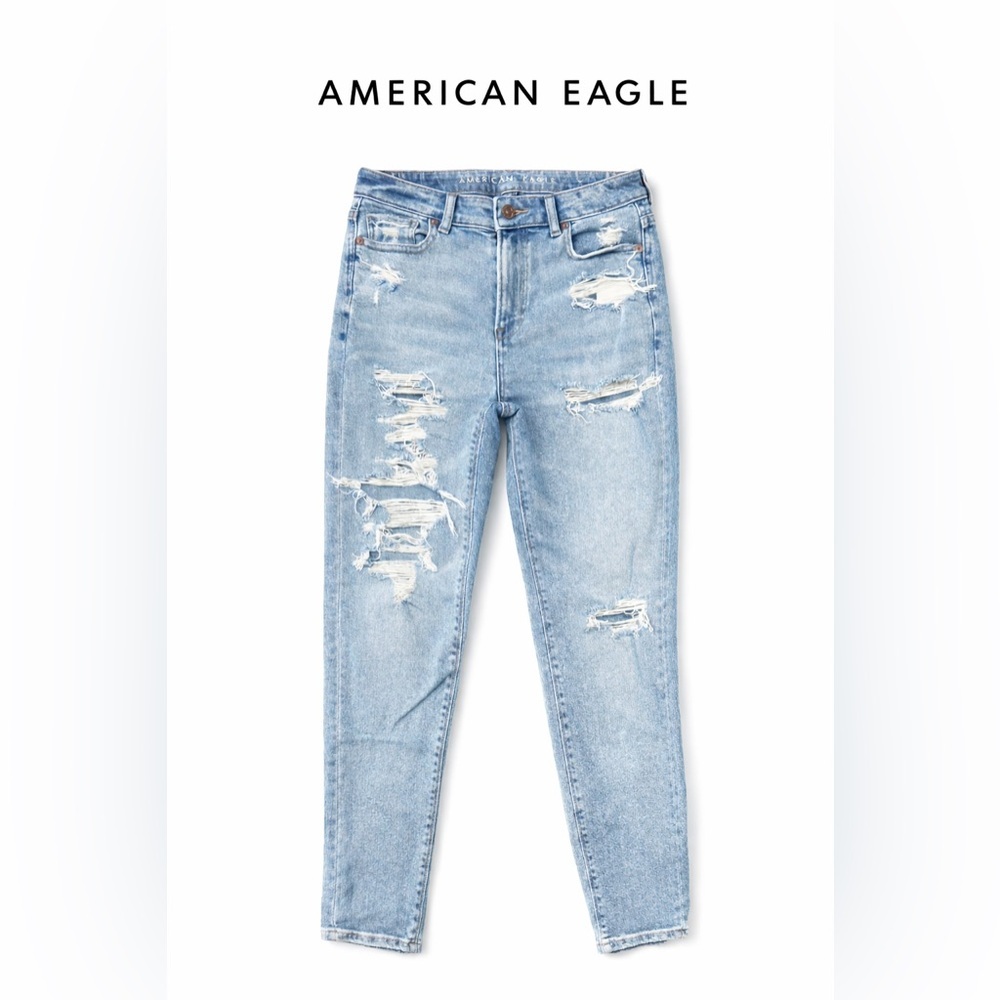 American Eagle Mom Jean Size 0 Regular Distressed Stretch Light Wash